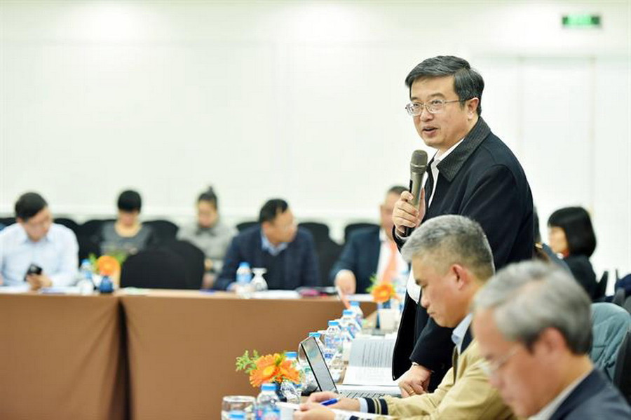 Chuyên gia trao đổi, góp ý tại hội thảo. Chuyên gia trao đổi, góp ý tại hội thảo.