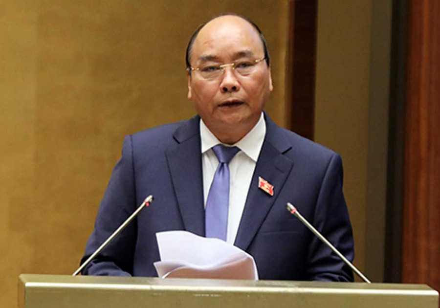 Thủ tướng Nguyễn Xuân Phúc trả lời chất vấn các Đại biểu Quốc hội Thủ tướng Nguyễn Xuân Phúc trả lời chất vấn các Đại biểu Quốc hội