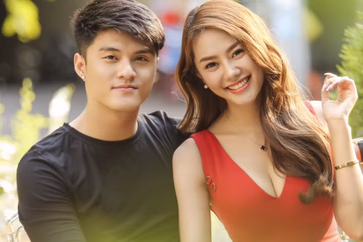 Lâm Vinh Hải thừa nhận đang yêu Linh Chi sau khi ly hôn