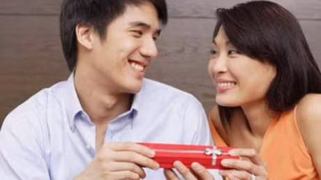 Loi chuc hay ngay mung 8/3 danh cho chi, em gai - Anh 2