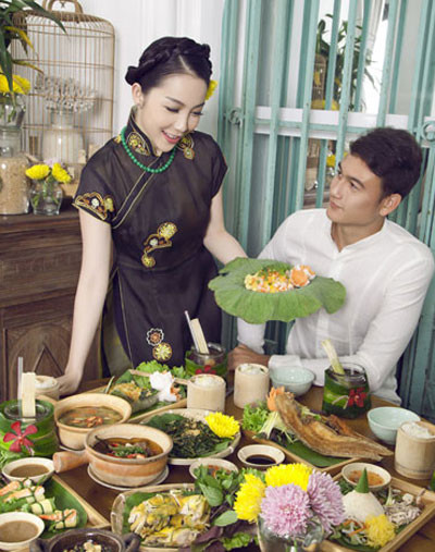 Mâm cỗ ngày Tết. Mâm cỗ ngày Tết.