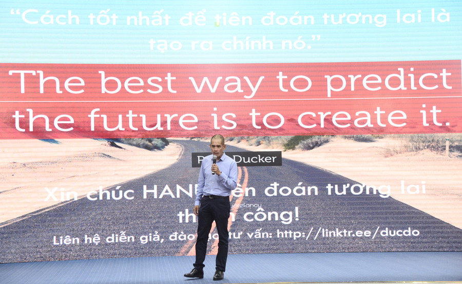 Chuyên gia Đức Đỗ chia sẻ tại hội thảo. Chuyên gia Đức Đỗ chia sẻ tại hội thảo.