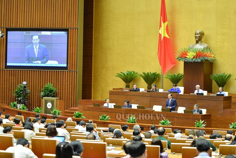 Bộ trưởng Lao động, Thương binh và Xã hội Đào Ngọc Dung trả lời chất vấn Bộ trưởng Lao động, Thương binh và Xã hội Đào Ngọc Dung trả lời chất vấn