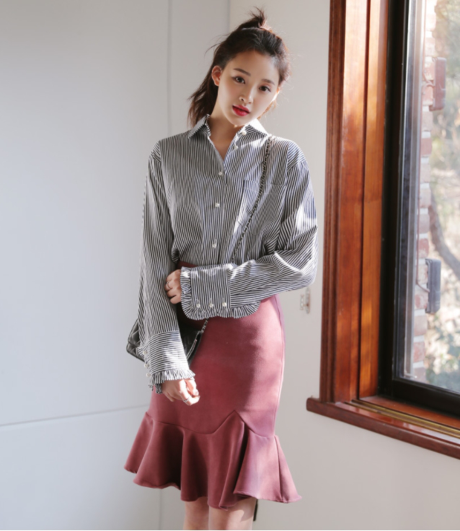 Biến tấu chân váy ôm giảm nhàm chán cho nàng công sở - Ảnh 3 Bien tau chan vay om giam nham chan cho nang cong so - Anh 3