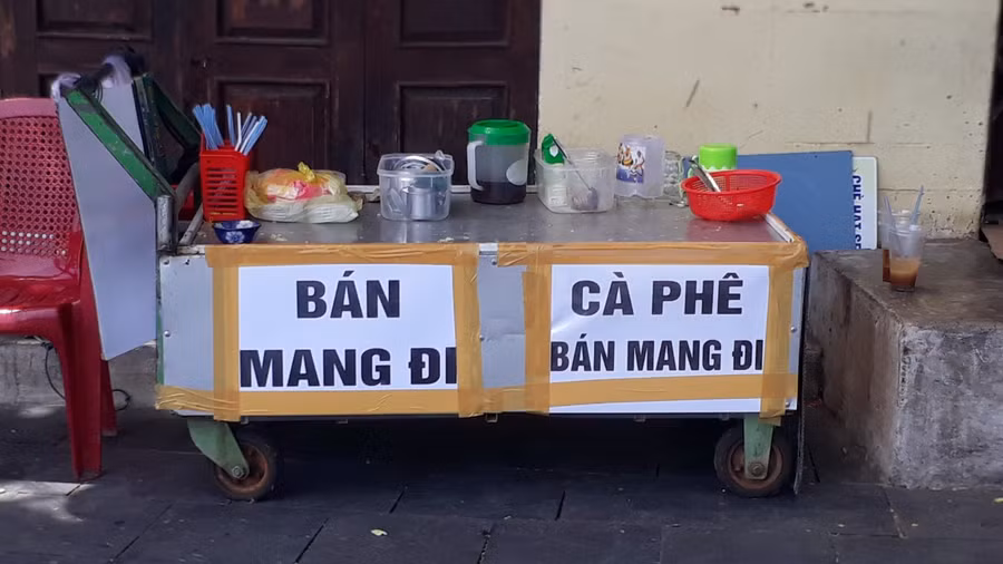 Những hình ảnh "chưa từng có" ở Phố cổ Hội An giữa mùa dịch Covid-19 ảnh 3