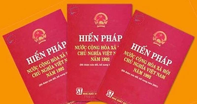 Trường ĐH Luật TPHCM giới thiệu Hiến pháp sửa đổi năm 2013