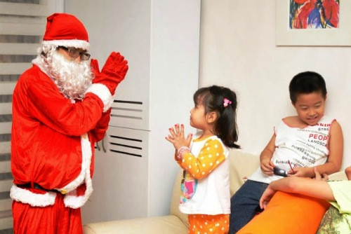 Dịch vụ giao quà Noel giá rẻ được ưa chuộng