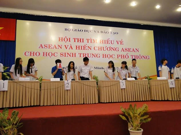 Học sinh TPHCM thi tìm hiểu về ASEAN