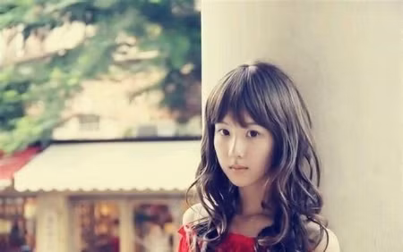 Nữ sinh soán ngôi "cô gái trà sữa" Trung Quốc