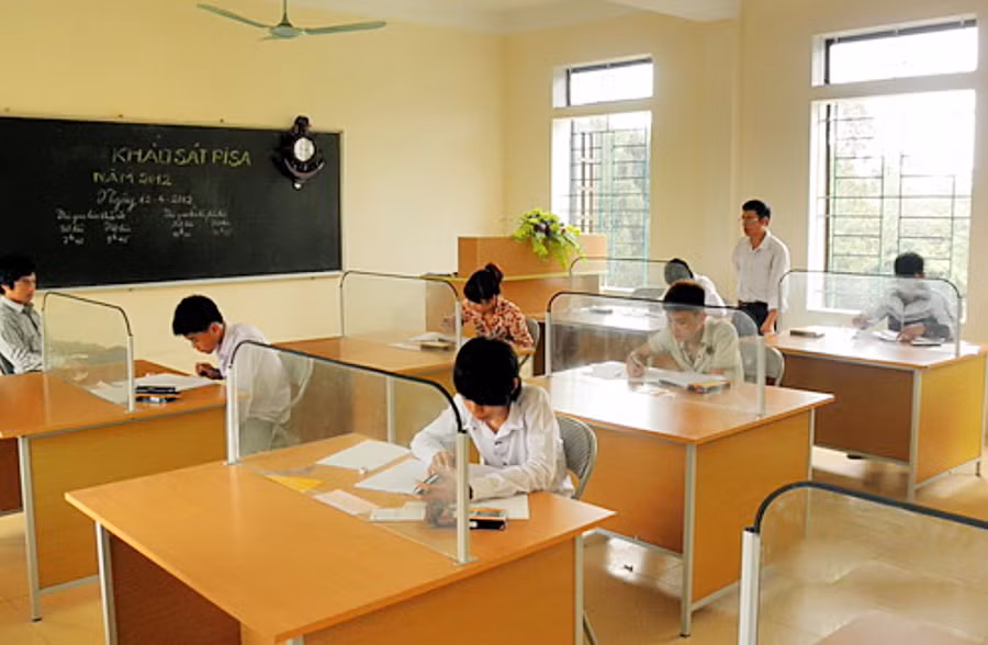 Kỳ thi khảo sát đánh giá PISA 2012 tại Việt Nam tuân thủ nghiêm ngặt các quy định của OECD Kỳ thi khảo sát đánh giá PISA 2012 tại Việt Nam tuân thủ nghiêm ngặt các quy định của OECD