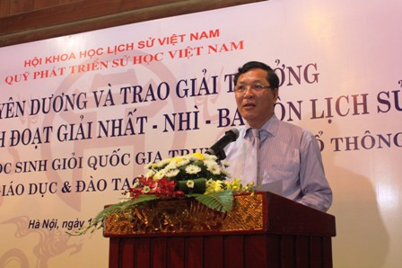 Bộ trưởng Phạm Vũ Luận: