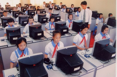 Hướng tới một nền giáo dục hiện đại trong tương lai Hướng tới một nền giáo dục hiện đại trong tương lai