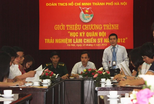 Học kỳ quân đội 2012 - trải nghiệm làm chiến sĩ