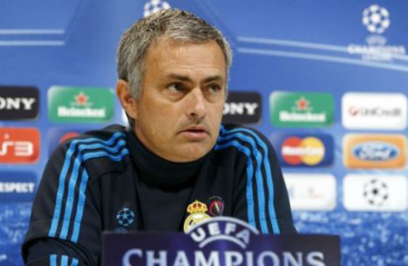 HLV Mournho lo ngại nhất là trọng tài sẽ phá hỏng trận đấu của Real HLV Mournho lo ngại nhất là trọng tài sẽ phá hỏng trận đấu của Real