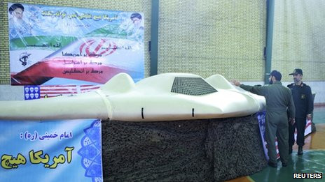 Iran &quot;tạo bản sao của máy bay tàng hình Mỹ&quot;