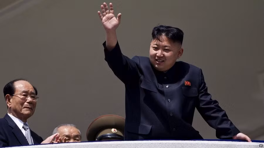 Ông Kim Jong un lần đầu tiên phát biểu trước công chúng