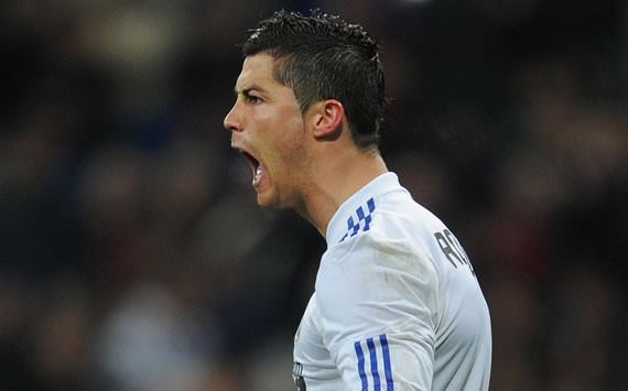 Đội hình tiêu biểu lượt về tứ kết Champions League ảnh 5 Ronaldo tiếp tục cuộc đua song mã cùng Messi