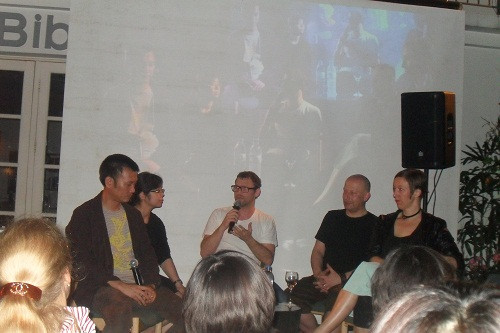 Các nghệ sĩ tại buổi trò chuyện