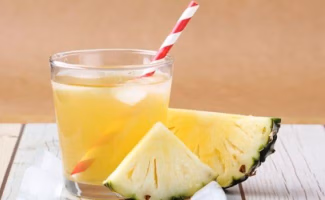 Dứa chứa bromelain, giúp tiêu hóa và giảm viêm. Ảnh: iStock.