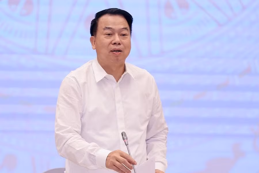 Thứ trưởng Bộ Tài chính Nguyễn Đức Chi thông tin về việc thanh tra toàn diện thị trường bảo hiểm nhân thọ. Ảnh: VGP.