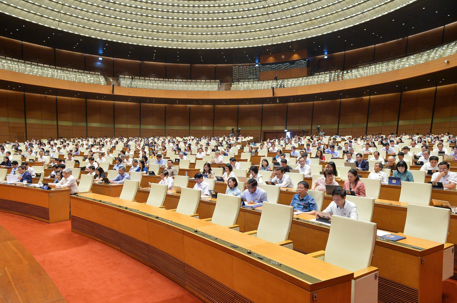 Toàn cảnh phiên làm việc của Quốc hội sáng 26/5.