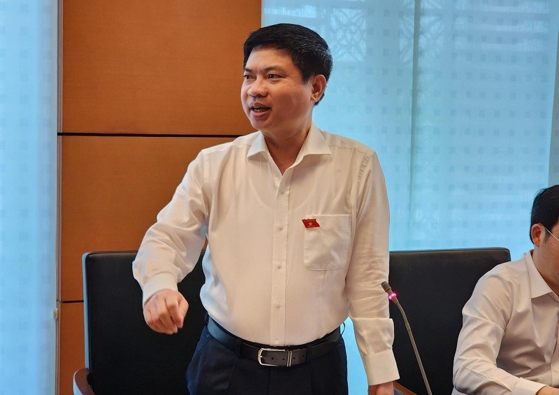 Đại biểu Trương Quốc Huy phát biểu trong phiên thảo luận ở tổ sáng 25/5. Đại biểu Trương Quốc Huy phát biểu trong phiên thảo luận ở tổ sáng 25/5.