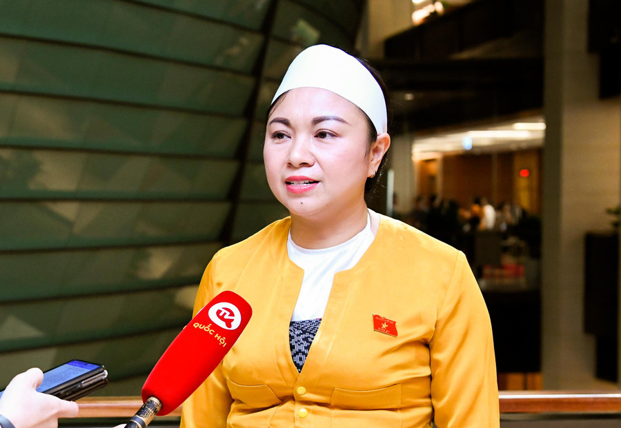 Đại biểu Đặng Bích Ngọc, Đoàn ĐBQH tỉnh Hòa Bình. Đại biểu Đặng Bích Ngọc, Đoàn ĐBQH tỉnh Hòa Bình.
