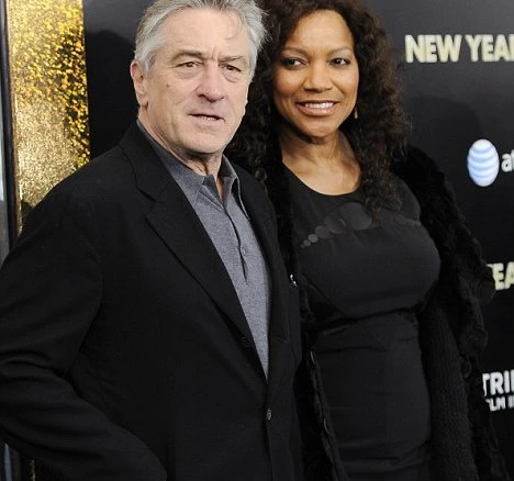 Robert De Niro có thêm con ở tuổi 68