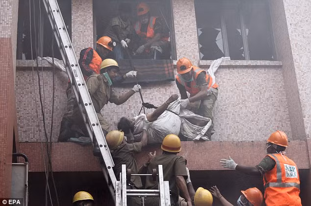 Ấn Độ: Hỏa hoạn kinh hoàng, ít nhất 73 người thiệt mạng