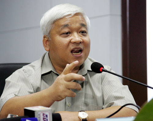 VPF chính thức "tuyên chiến" với AVG