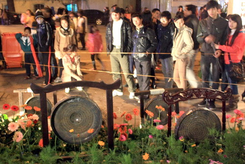 Cồng chiêng Tây Nguyên được nhiều người quan tâm. Ảnh, gdtd.vn