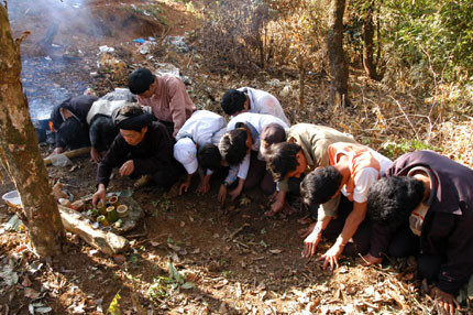 Cúng thần mùa màng