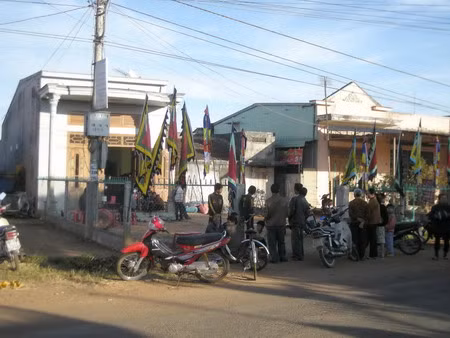 Cãi nhau, anh đâm chết em