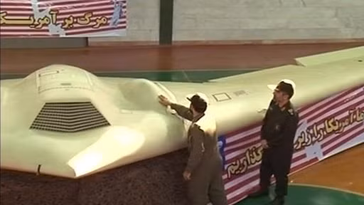 Iran công bố video máy bay do thám Mỹ bị hạ
