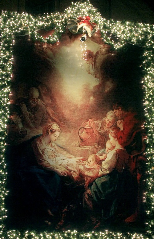 &nbsp;Bức họa mô tả Chúa Giê-su ra đời tại nhà thờ Hàm Long. Ảnh, gdtd.vn