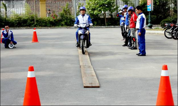 Bồi dưỡng về ATGT cho SV các trường ĐH Sư phạm