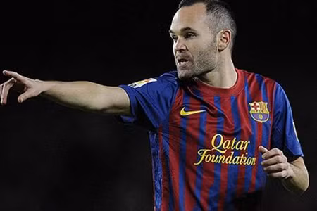 Barcelona mất Andres Iniesta trong 15 ngày