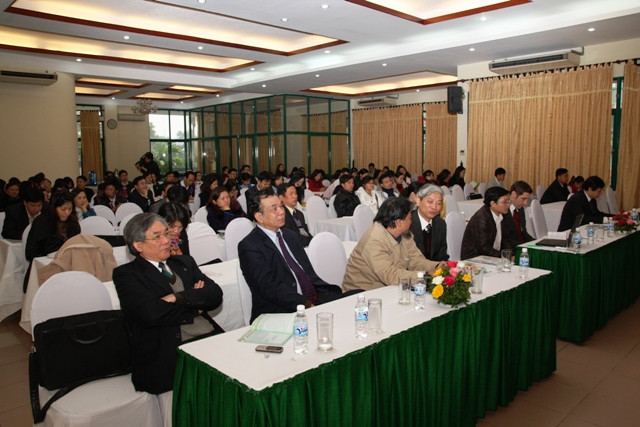 Toàn thể Hội thảo