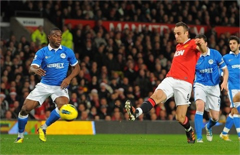 Berbatov lập hat-trick, Quỷ đỏ huỷ diệt Wigan ảnh 3 Berbatov.đã có hat-trick cho riêng minh