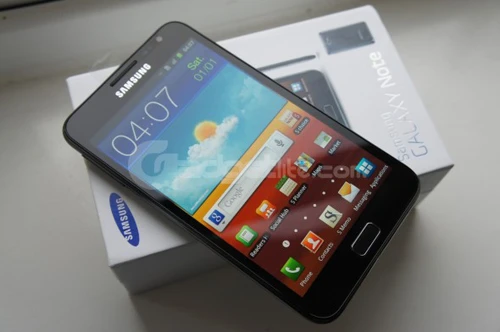 &quot;Đập hộp&quot; Samsung Galaxy Note (GT-N7000)