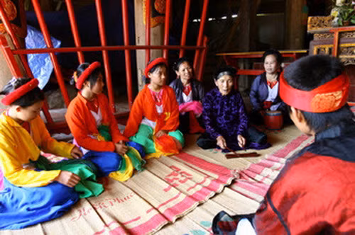 Dạy hát dân ca Xoan, Ghẹo cho học sinh