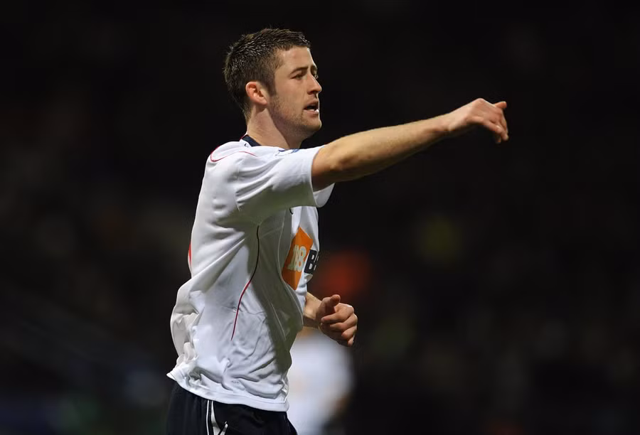 Trung vệ Gary Cahill chính thức gia nhập Chelsea