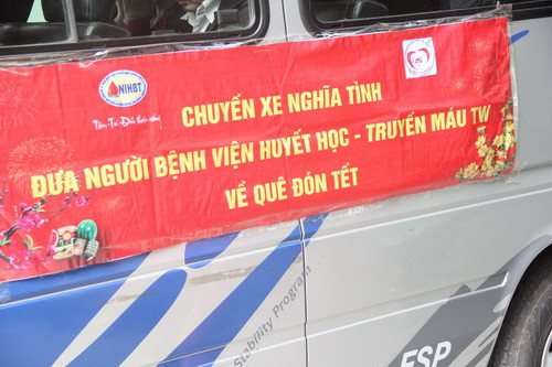 Nhiều bệnh viện cũng có những chuyến xe như thế này trong dịp Tết Kỷ Hợi