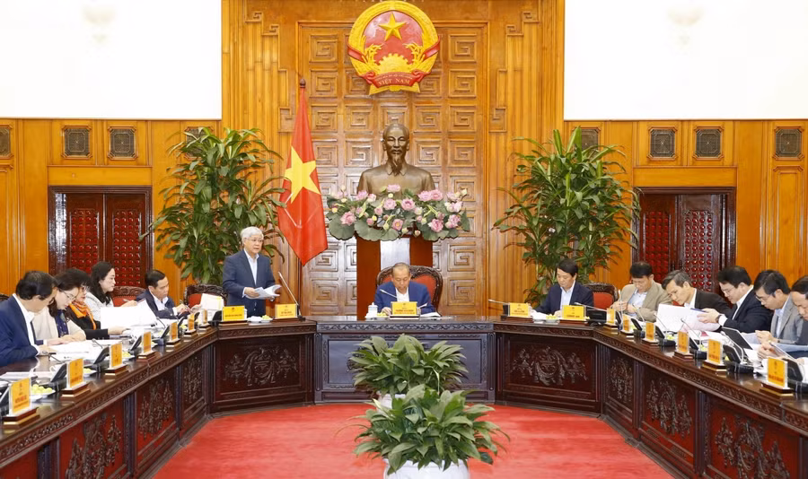 Đại diện các bộ, ngành tham dự cuộc họp.