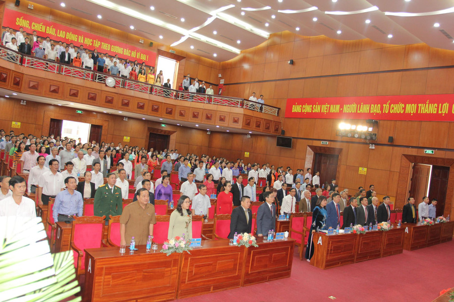 Các đại biểu tham dự Lễ kỷ niệm 40 năm ngày Nhà giáo Việt Nam. Các đại biểu tham dự Lễ kỷ niệm 40 năm ngày Nhà giáo Việt Nam.