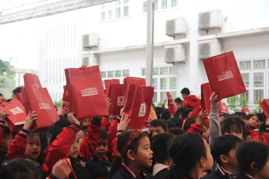 Thợ săn điểm tốt - Grade Hunter 2022 là sân chơi bổ ích được nhằm khuyến khích học sinh đạt thành tích tốt bằng hình thức đổi điểm nhận quà.