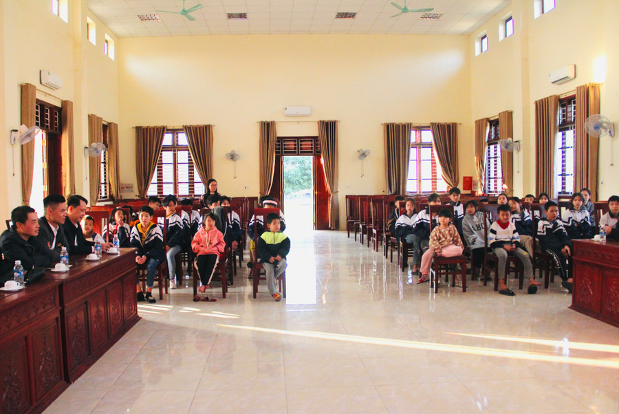 Làng trẻ em mồ côi Hà Tĩnh.