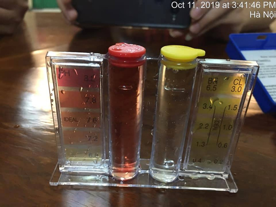 Mẫu nước được cư dân chung cư HH Linh Đàm test nhanh.( nguồn cư dân HH Linh Đàm)