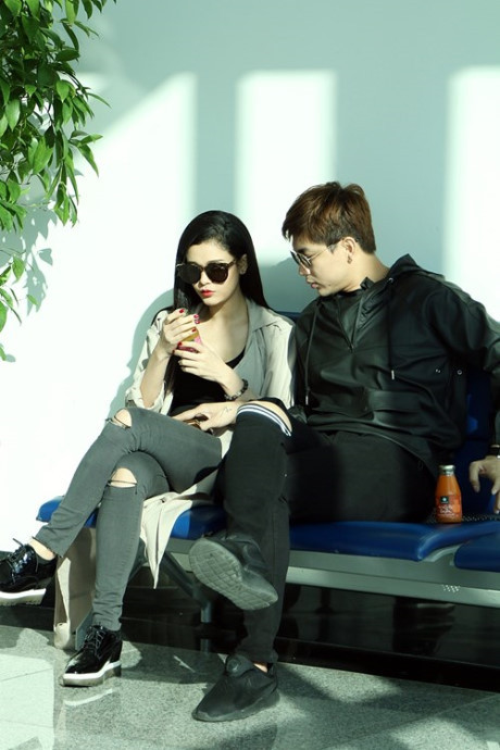 Tim - Quỳnh Anh với những bộ cánh ton sur ton đầy cá tính - Ảnh 13 Tim - Quynh Anh voi nhung bo canh ton sur ton day ca tinh - Anh 13