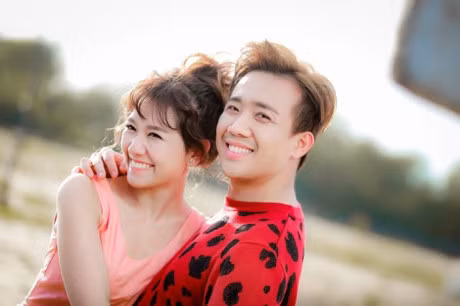 Mac do doi chat nhu cac cap doi noi tieng cua showbiz Viet - Anh 11